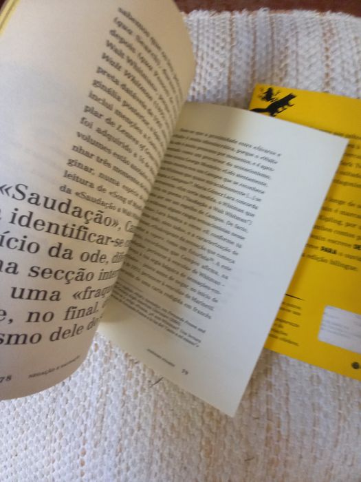 Três livros amarelos editora Guerra e Paz Pessoa Whitman Twain Kipling