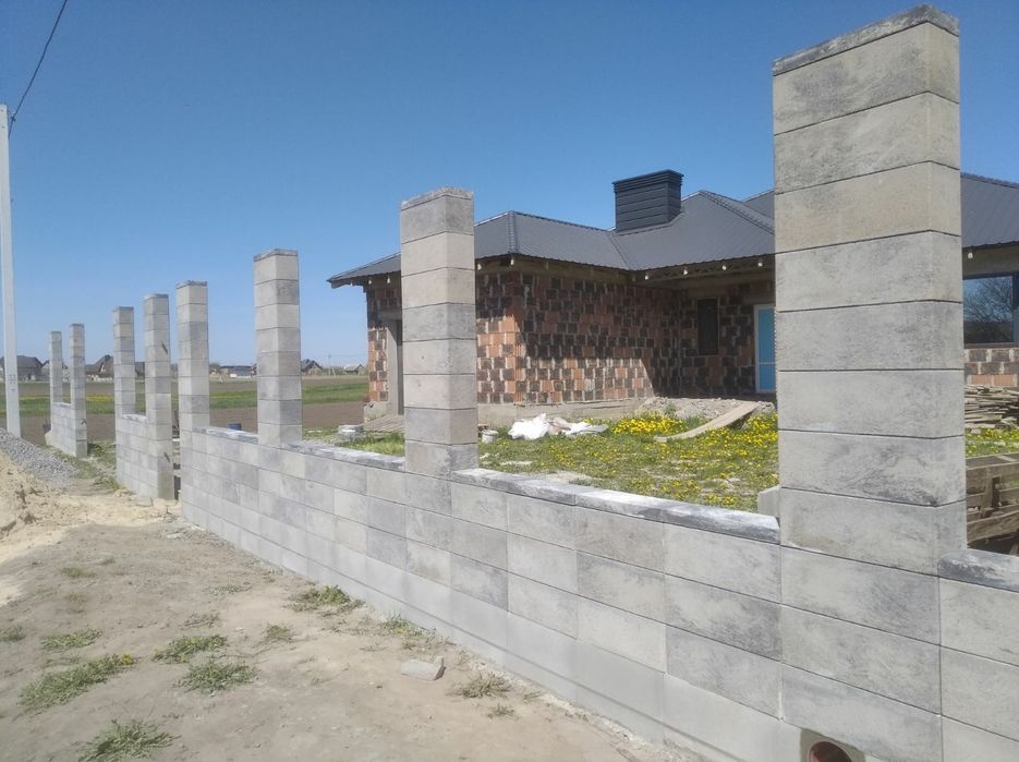 Будівництво парканів, забори,  з цегли, блоку, профнастилу, сітки