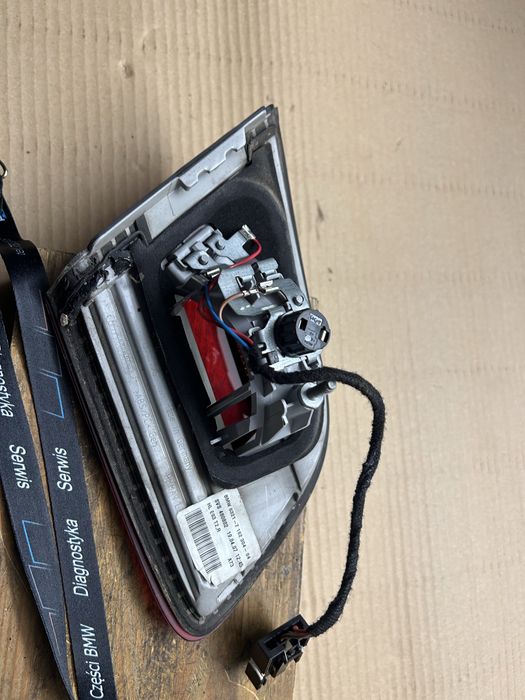 Lampa prawa tyl tylna w klape e93 przedlift prelci gwarancja wysylka