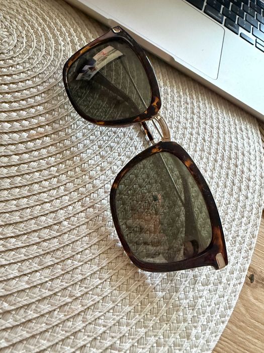 Okulary przeciwsłoneczne Guess GF5017 56Q