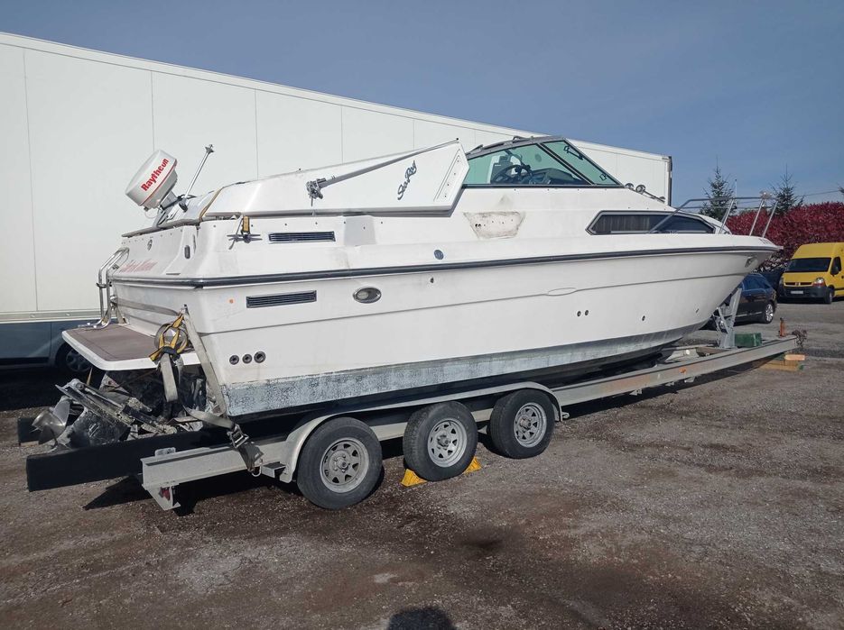 łódź motorowa jacht SEA RAY 270 Mercruiser  205/V6  USA do remontu