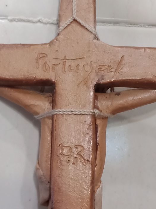 -- promoção -- 2 crucifixos artesanato de Portugal Figurado