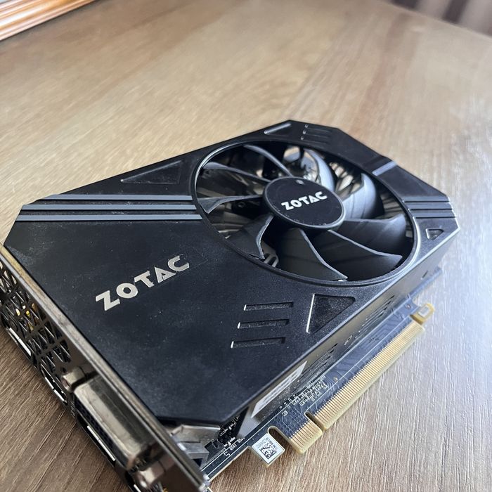Karta graficzna zotac 1060 3gb jeden wiatrak sprawna