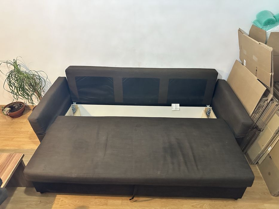 Sofa cama com arrumação