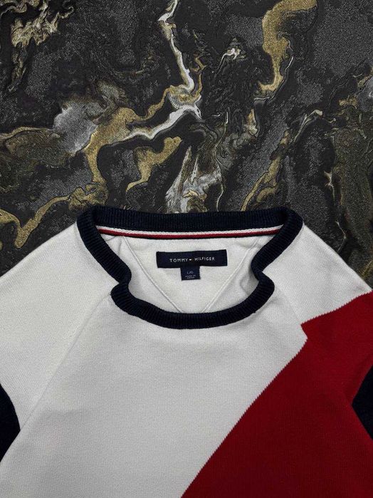 ~Tommy Hilfiger merino wool pullover~
