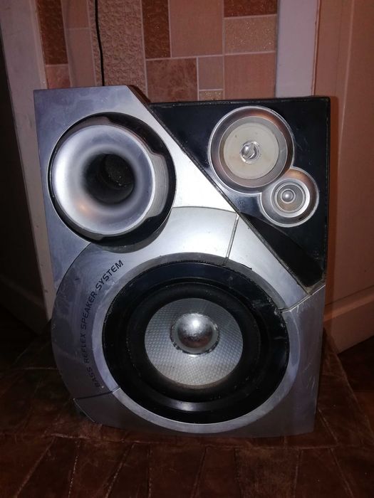 Kolumna głośnikowa używana grająca