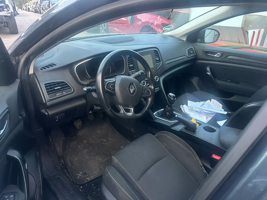 RENAULT MEGANE IV SPORT TOURER 1.3 TCE DE 2018 (CENTRO DE ABATE)