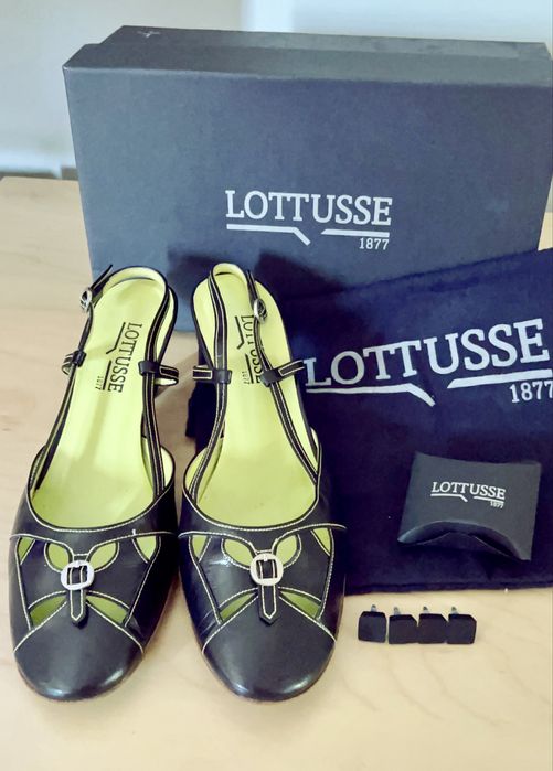 Sandalia Lotusse