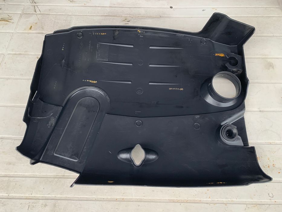Chapeleira Renault Clio 2 e Tampa Motor 1.5 dCi