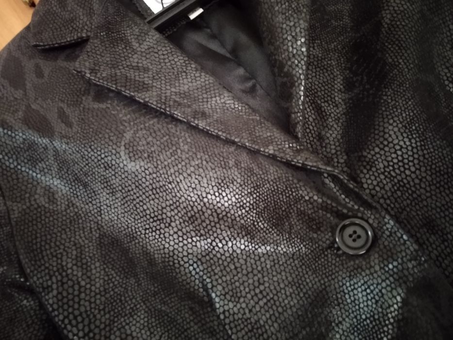 Casaco em pele genuína