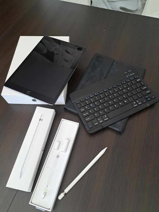 Ipad 9 generacja 64gb rysik etui klawiatura gwarancja