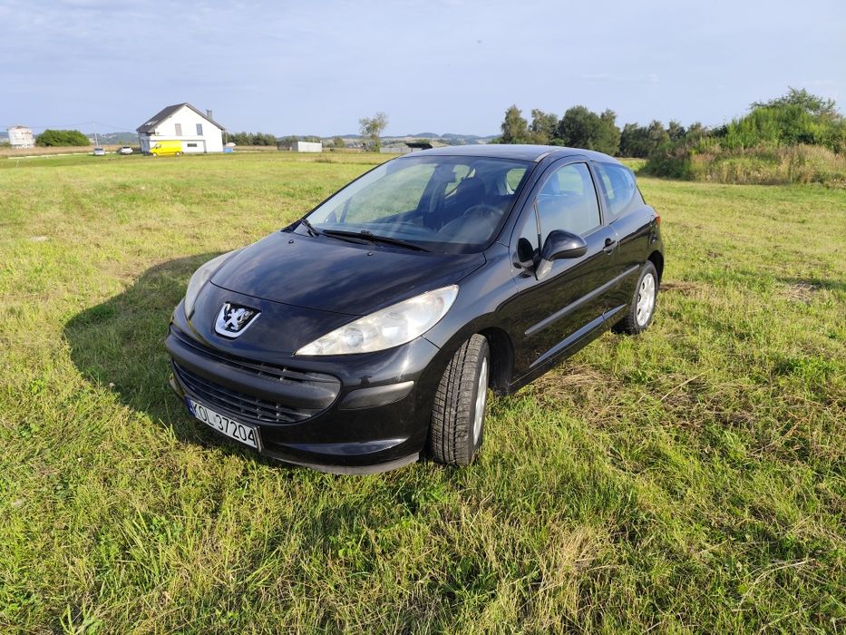 Peugeot 207 2006 1.4 benzyna