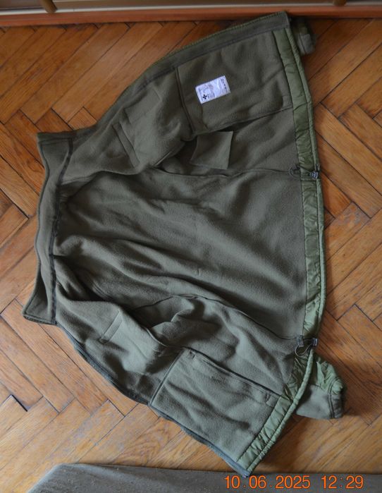 Флиска. Куртка костюму утеплювача (флісова). Флисовая. Полиэстер. L/L