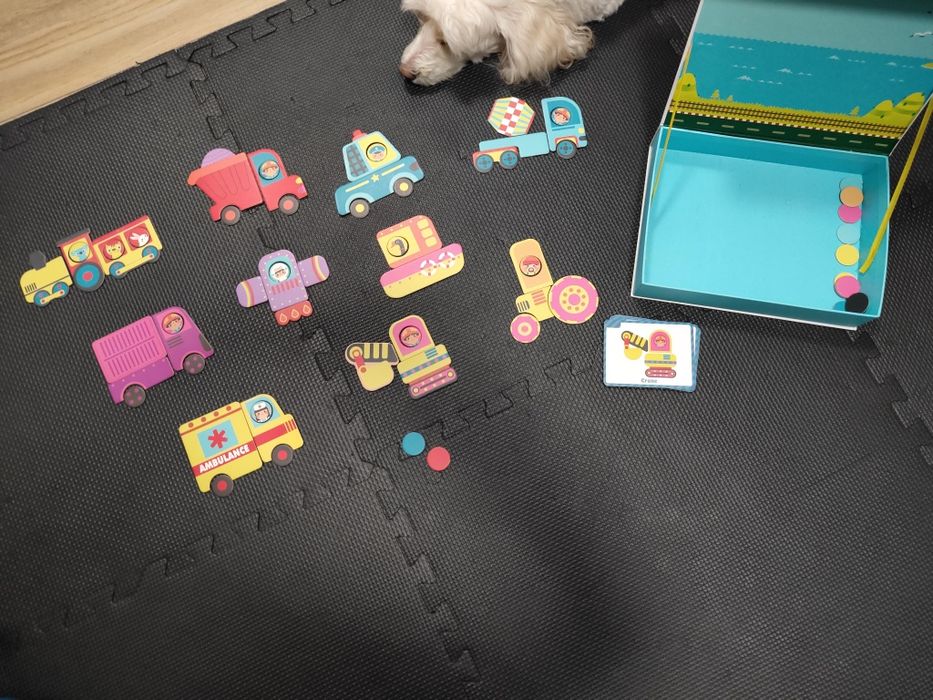 Puzzle magnetyczne pojazdy.