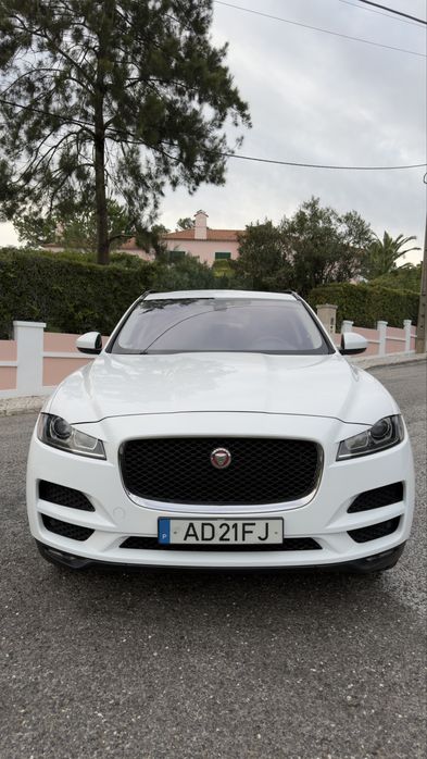 JAGUAR F-PACE  2.0 DIESEL  165.000 KMS CAIXA MANUAL IMPECÁVEL