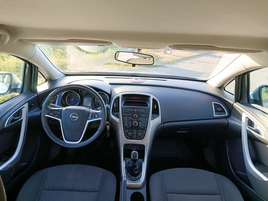 Opel Astra J 1.3 CDTI 2012 Sports Tourer