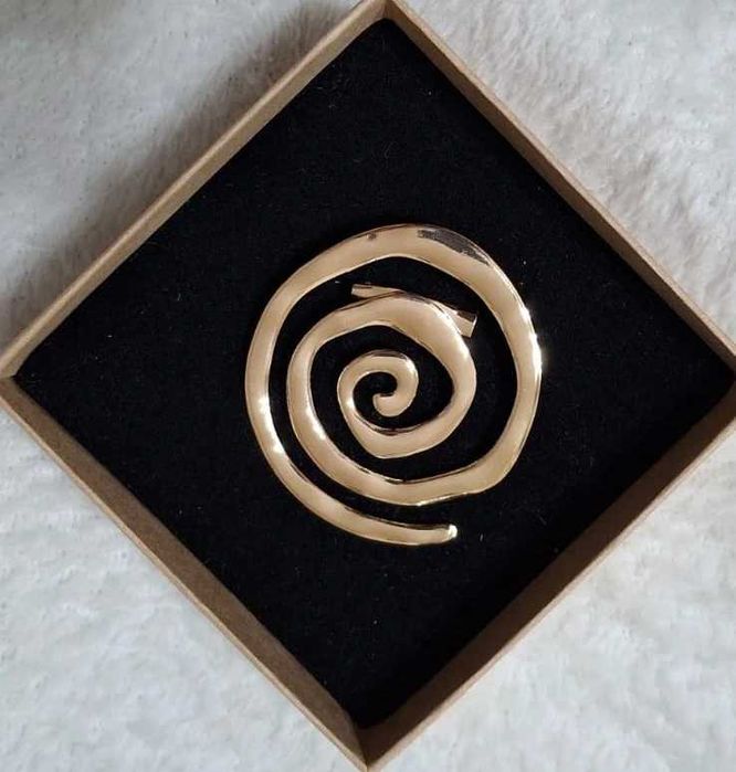 Duża Broszka spiralna złota – nowa, ok. 6 cm