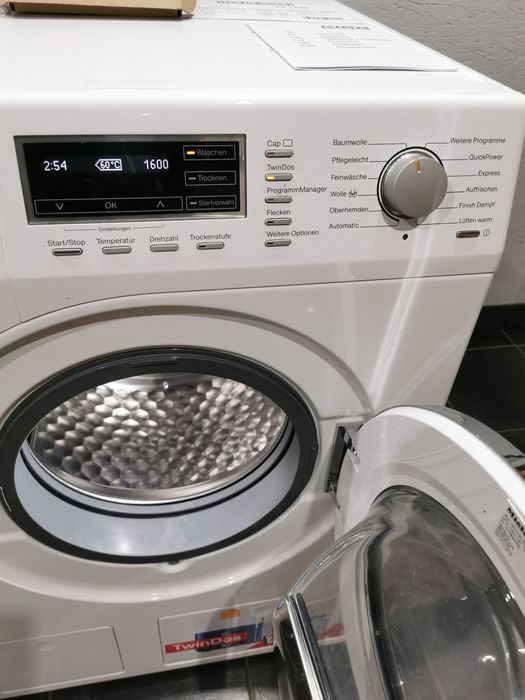 Pralko-suszarka MIELE WT1  WTH730 WPM.  1300 godzin pracy. TwinDos WiF