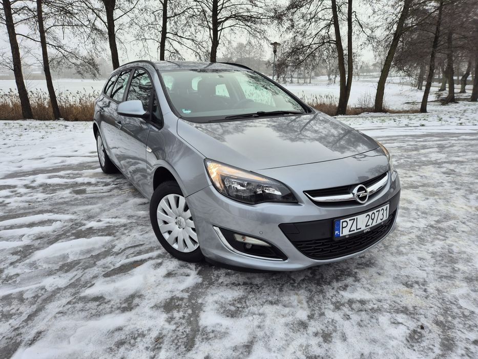 Opel Astra Kombi 2013r. 1.7CDTi-Isuzu-Zarejestrowany-Stan bdb.-Książka