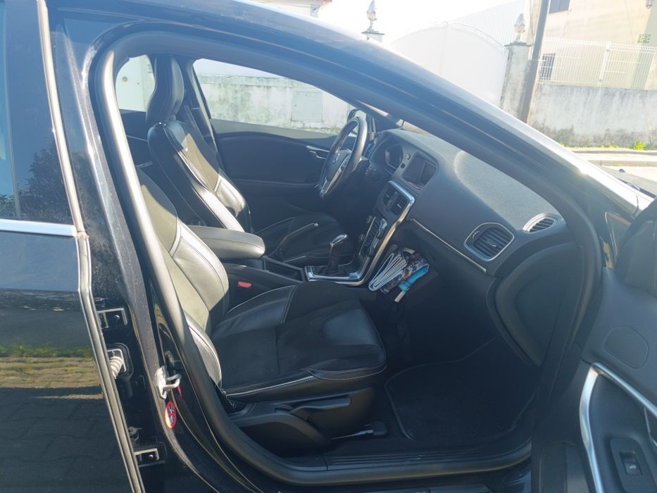 Volvo V40 1.5 D2 R-Design (2014)