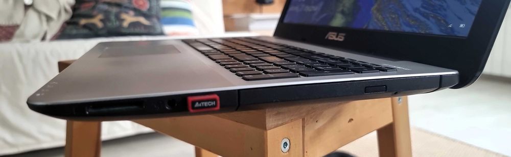 Laptop ASUS R556L i3 4005U,4GB RAM, NVIDIA GeForce 920M dysk 931GB