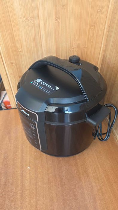 Midea MPC802SAMK - Szybkowar 9w1