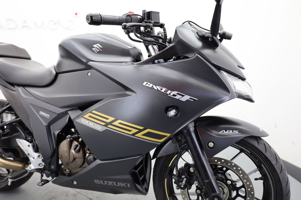 Suzuki Gixxer 250SF ABS
