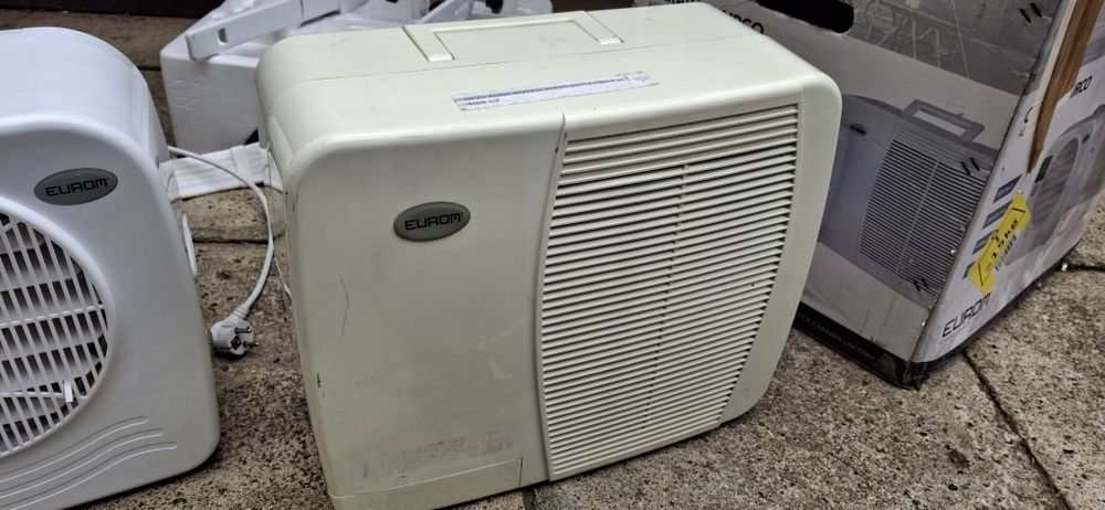 Klimatyzator do.przyczepy lub kamperów eurom  AC2401