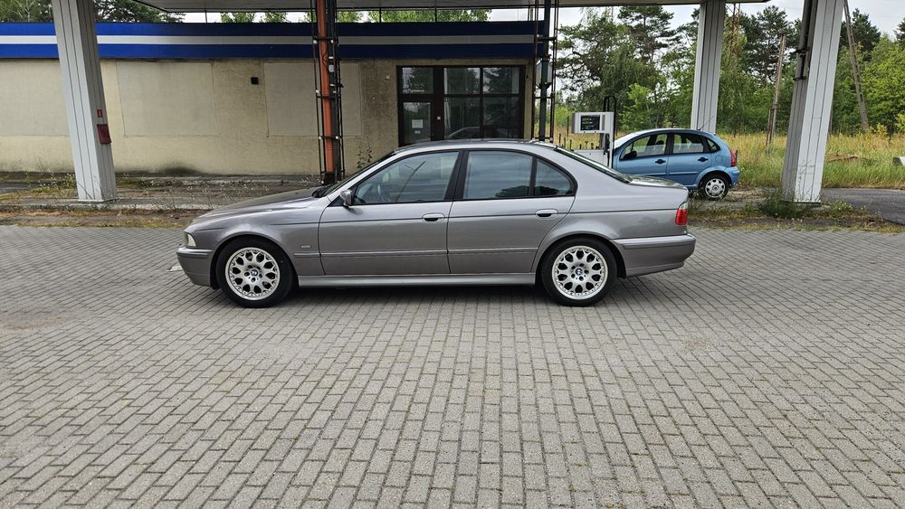 Bmw e39 2002r 2.5 benzyna