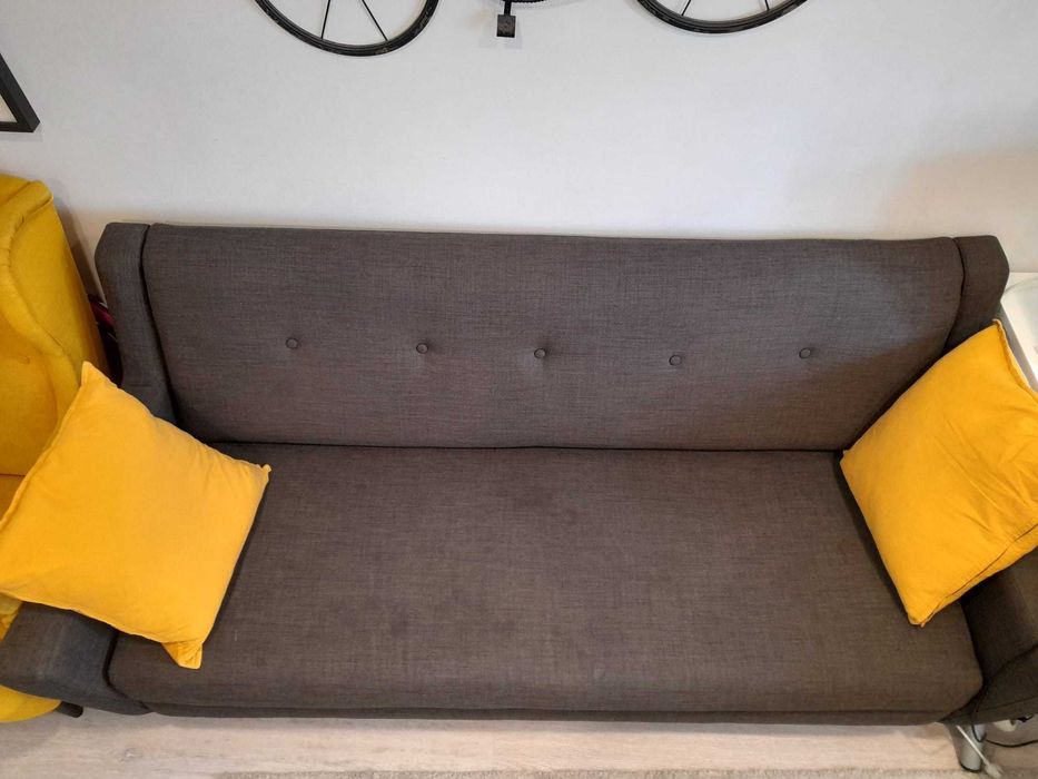 Sofá com linhas moderno