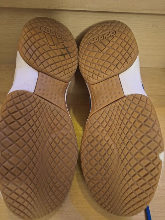 Buty halowe Adidas Ligra 7 Indoor 41,5 26cm