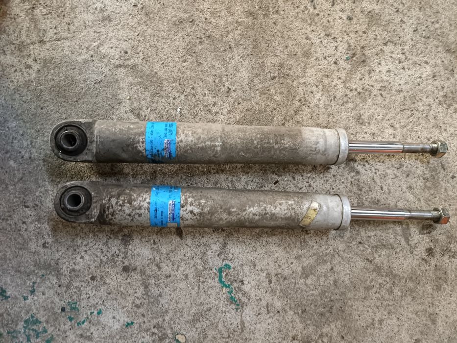 Стійка амортизатор  Бмв е39