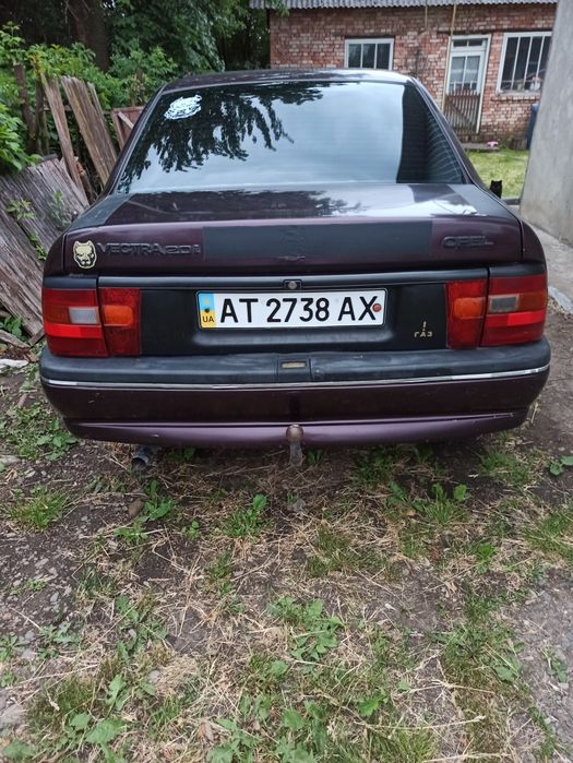 Продам Опель Вктра А