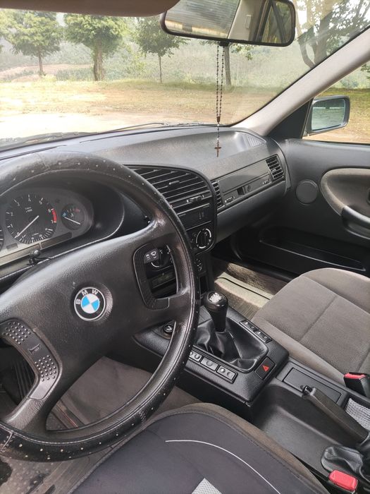 BMW série 3 E36 ...