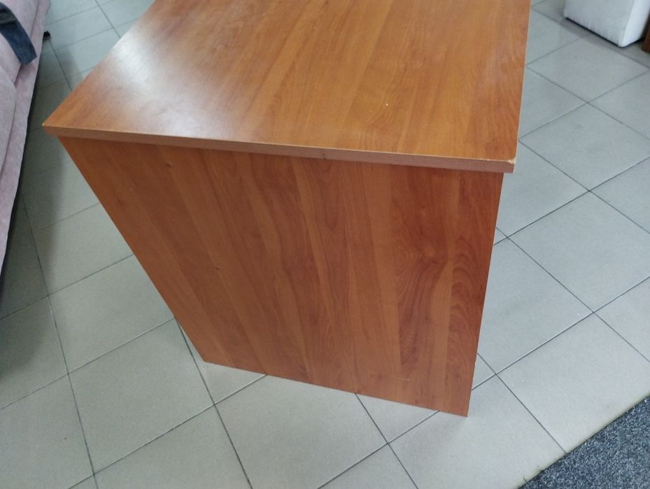 Secretária em cerejeira