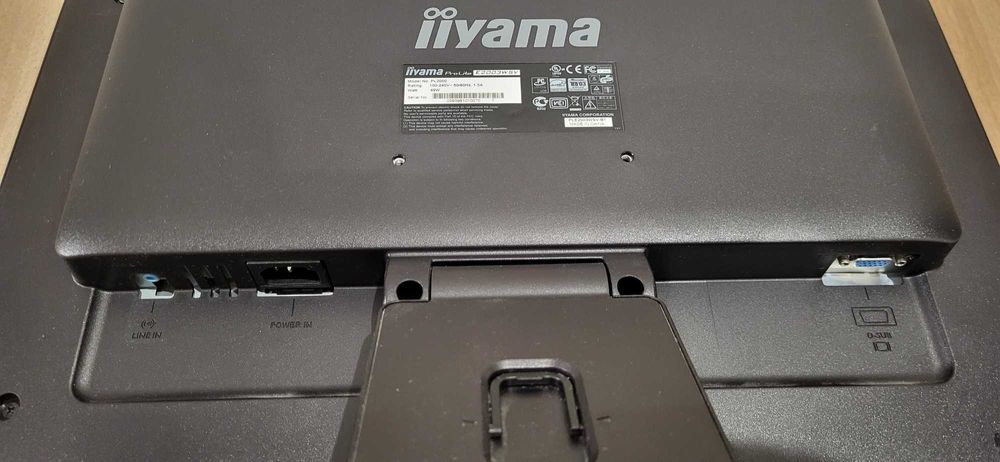 Monitor IIyama ProLite E2003WSV 20" | Głośniki | 1680x1050 | Komputer
