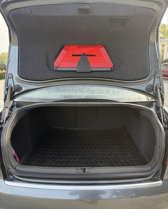 Audi A4 2000р B6/8E