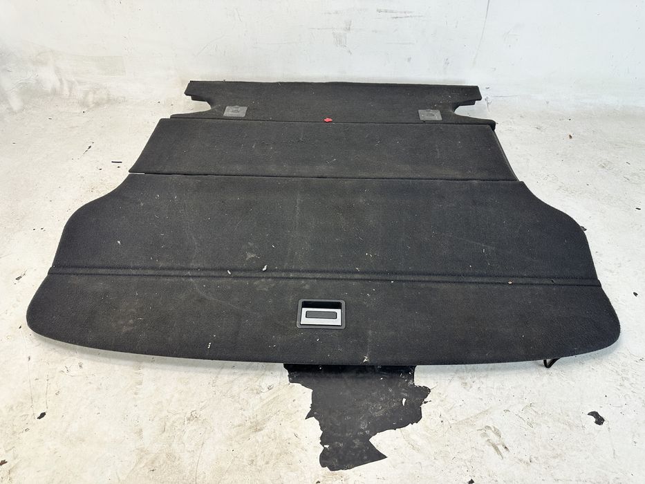 Toyota Avensis T25 podłoga bagażnika kombi