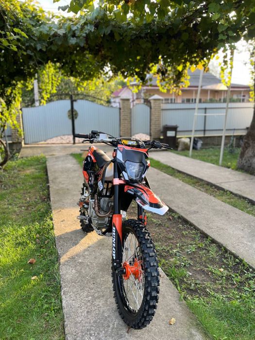 Продам власний мотоцикол Kovi Advans 250