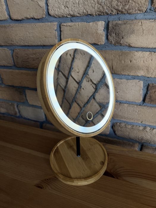 Lustro stojące bambusowe LED 3 tryby na USB