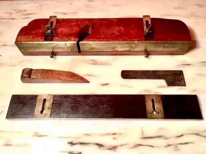 FERRAMENTA de MARCENARIA - 1a metade do século XX - 35,5 cm/s