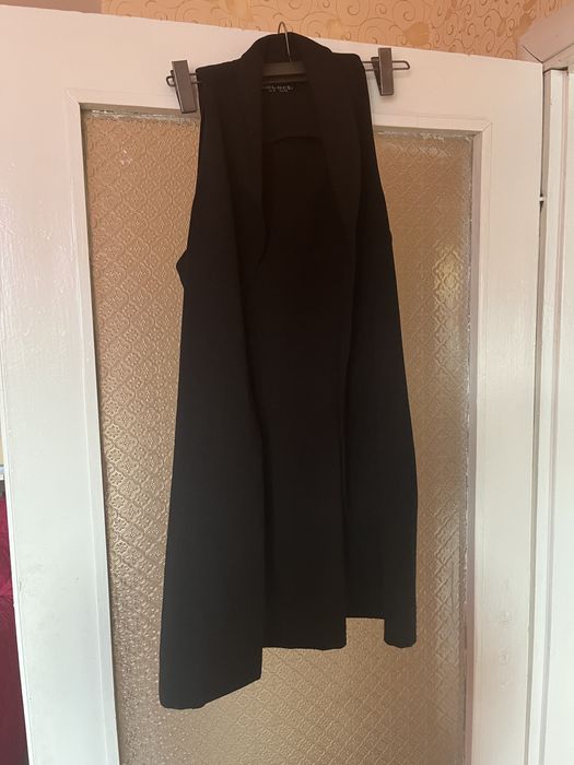 Кардеган чорного кольору