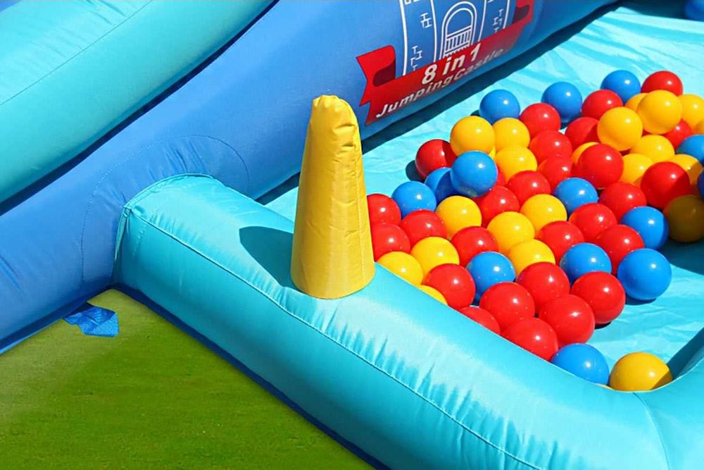 Dmuchaniec plac zabaw  8w1 Centrum Zabaw Happy Hop