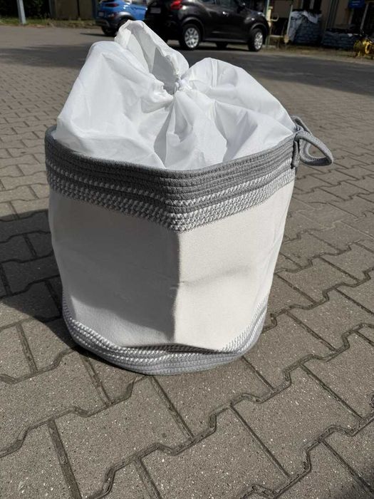 materiałowy kosz na pranie