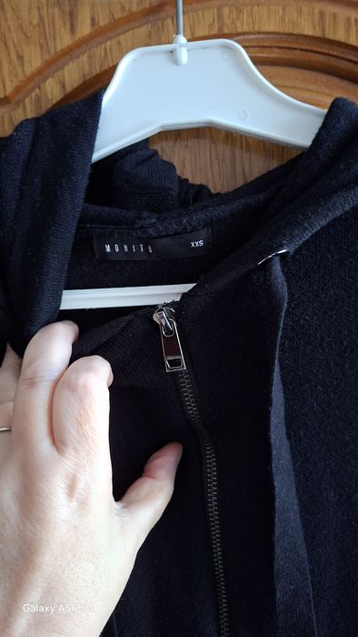 Bluza z kapturem Mohito XXS.