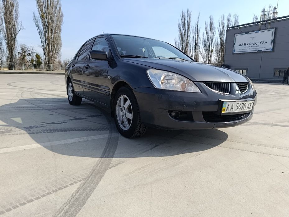 Mitsubishi Lancer 9  1.6 бенз