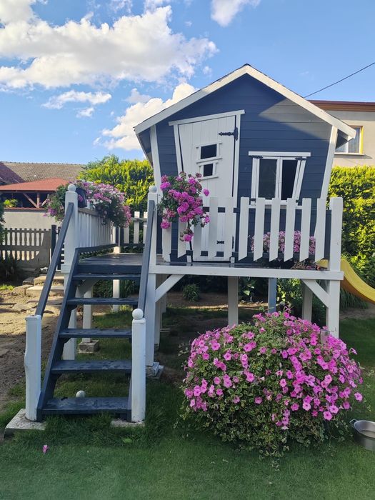 Domek  drewniany dla dzieci