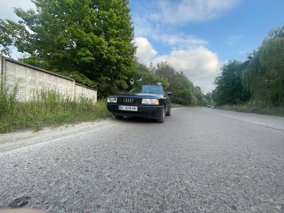 AUDI 80 1987 VIN WAUZZZ89ZHA315095 фото оголошення 2 з 8