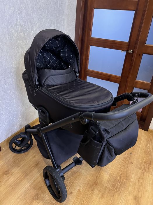 Коляска 2 в 1 Invictus V-Print Black