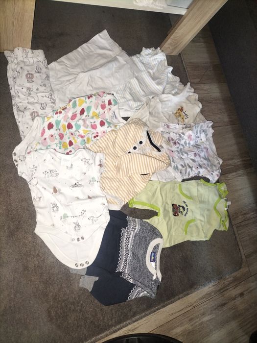 Ubranka dla niemowląt 104 szt